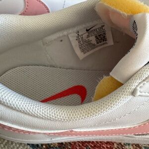 Nike women’s platform blazers